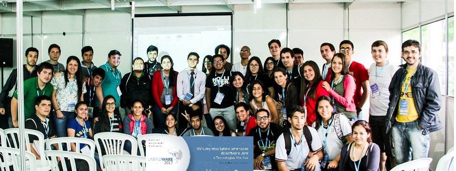 Alumno disertante en Latinoware 2017
